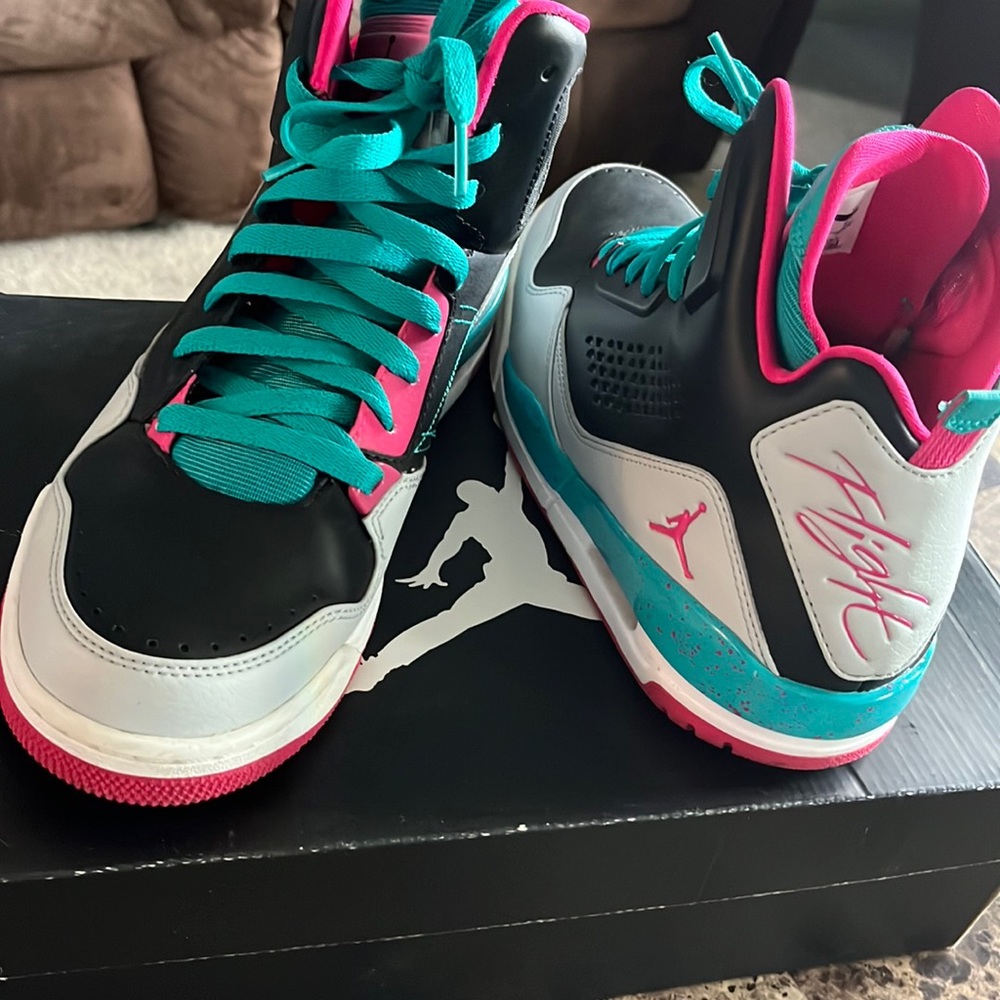 High top Jordan Flights men’s 8